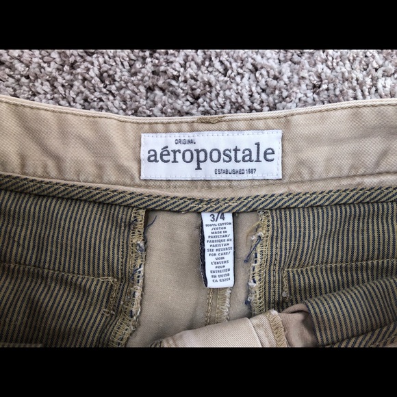Aeropostale Khaki Shorts - Picture 3 of 4